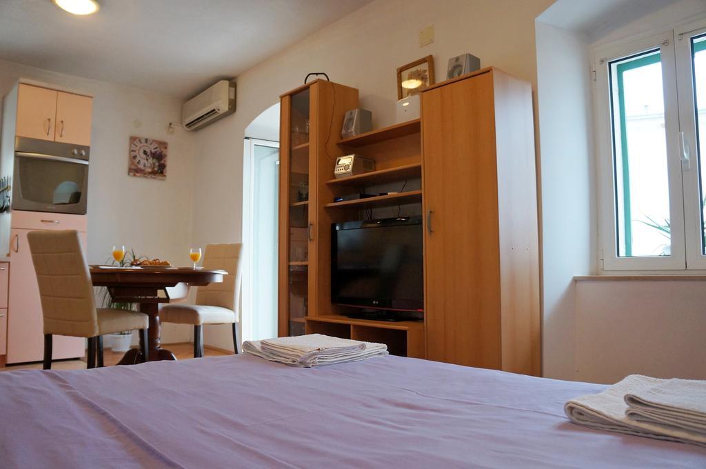Kamena Apartment & Studio Makarska Exterior photo