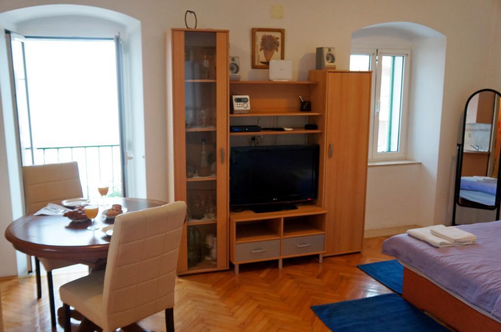 Kamena Apartment & Studio Makarska Exterior photo