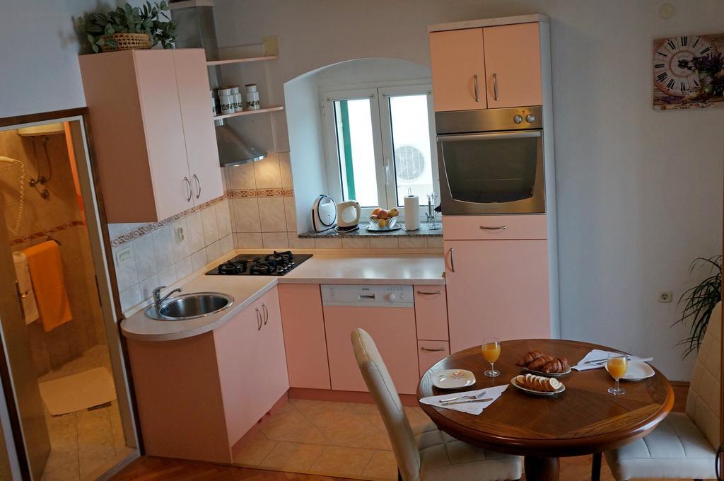 Kamena Apartment & Studio Makarska Exterior photo